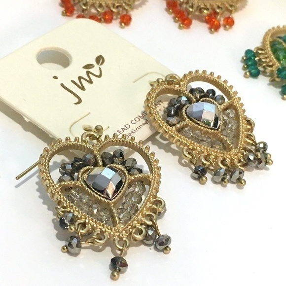 𝅺3/$29 3 Pairs Heart Shaped Beaded Fringe Earrings - Picture 3 of 7